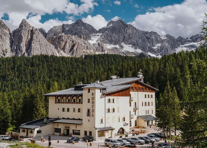 B&B Hotel Passo Tre Croci Cortina Cortina dʼAmpezzo